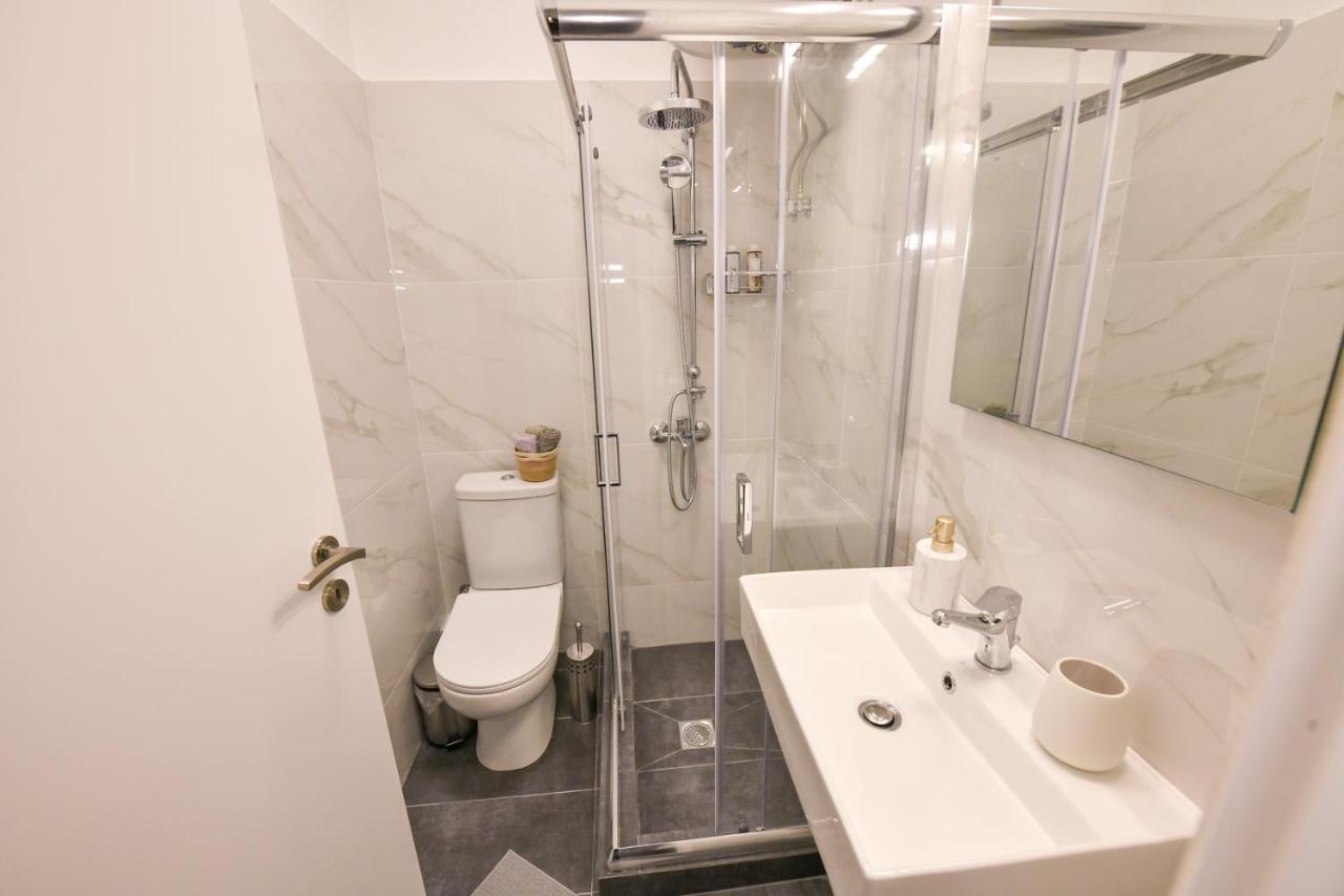 Modern, Comfortable Apartment, In The Heart Of The City_2 Lárisza Kültér fotó